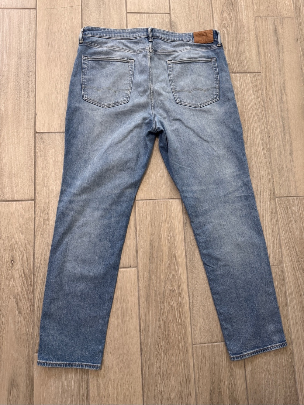 American Eagle Athletic Fit size 36 - Picture 3 of 7